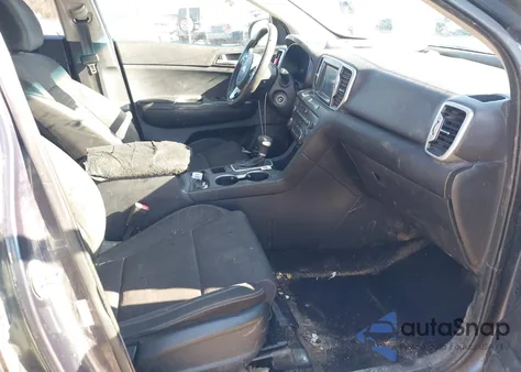 2019 Kia Sportage Lx z USA, uszkodzony, nr VIN KNDPMCAC4K7554682